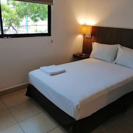 Buenavista Place Hotel Баия-де-Каракес Экстерьер фото
